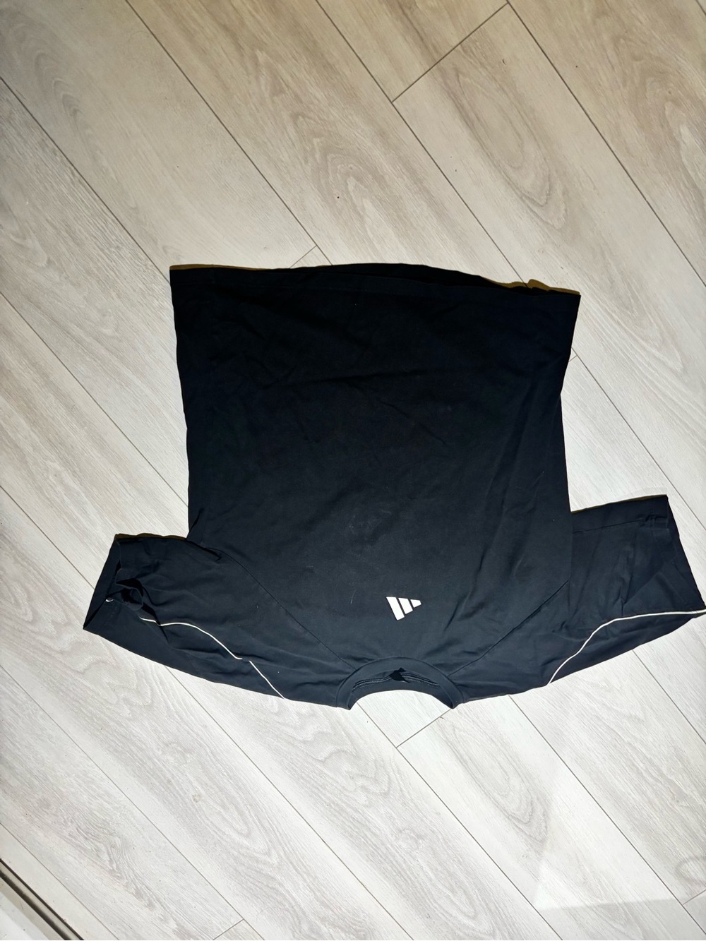 Boxy adidas Tee